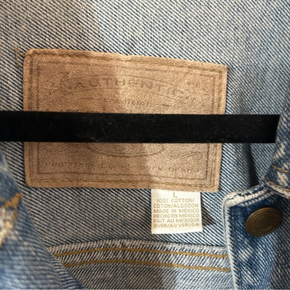 Vintage Liz Claiborne Denim Jacket - Picture 3 of 7
